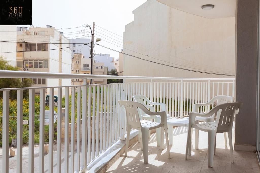 Spacious 2Br Apt In Qawra - Perfect For Families By 360 Estates St. Paul's Bay Buitenkant foto